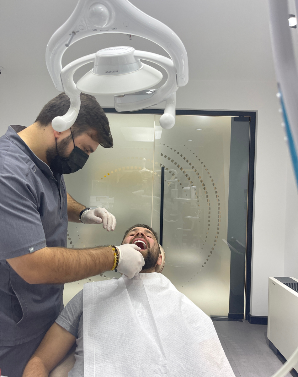 Zirconium Crowns in Turkey Zirconium Crowns in Turkey